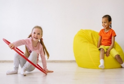 5個(gè)簡單實(shí)用的家庭感統(tǒng)訓(xùn)練游戲