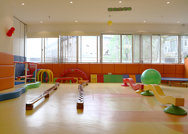 感統(tǒng)訓(xùn)練機(jī)構(gòu)