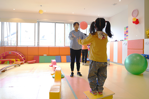 感統(tǒng)訓(xùn)練機(jī)構(gòu)